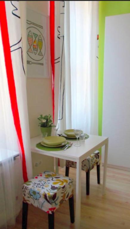 Bpm-Modern Szondi Studio Budapest Luaran gambar